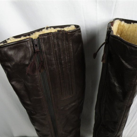 COBBIES Shoes Vintage 7s Cobbies Brown Leather Knee High Sherpa